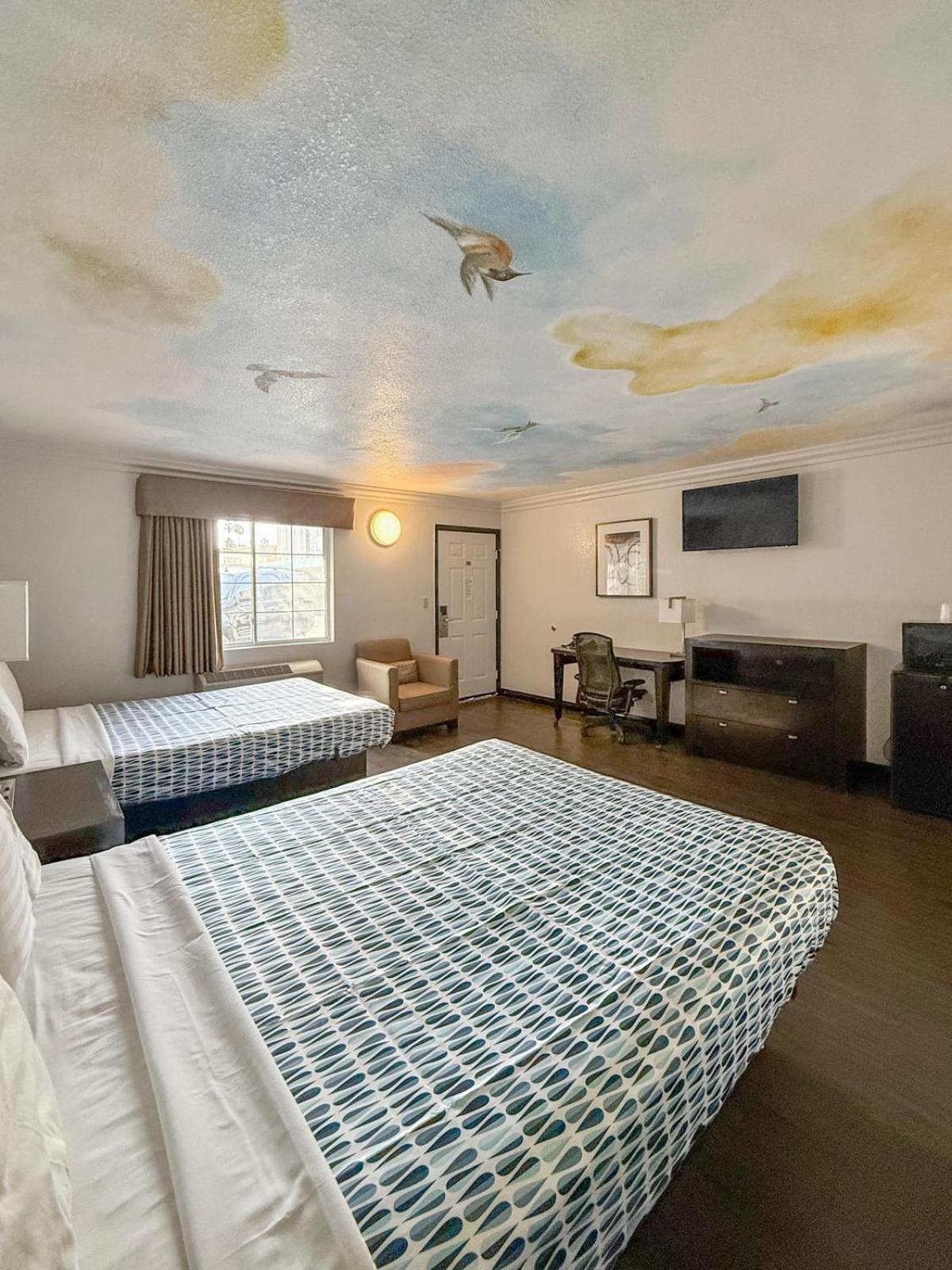 Super 7 Motel - Anaheim Packing District & Disneyland ภายนอก รูปภาพ